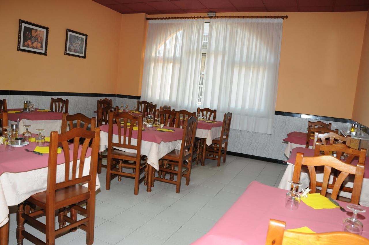 Hostal La Torre II Puente de Domingo Florez Exteriör bild